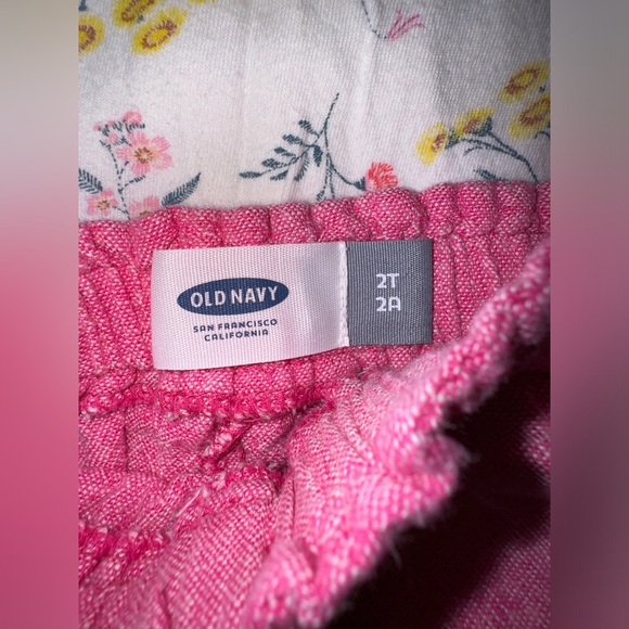 2 for $15// Old Navy 2T Summer Short Set - Picture 4 of 6